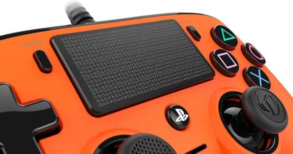 nacon wired compact controller