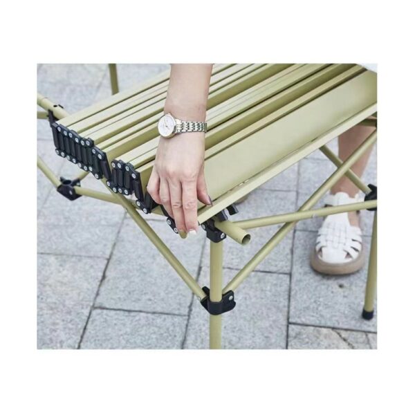 camping table + chairs*4