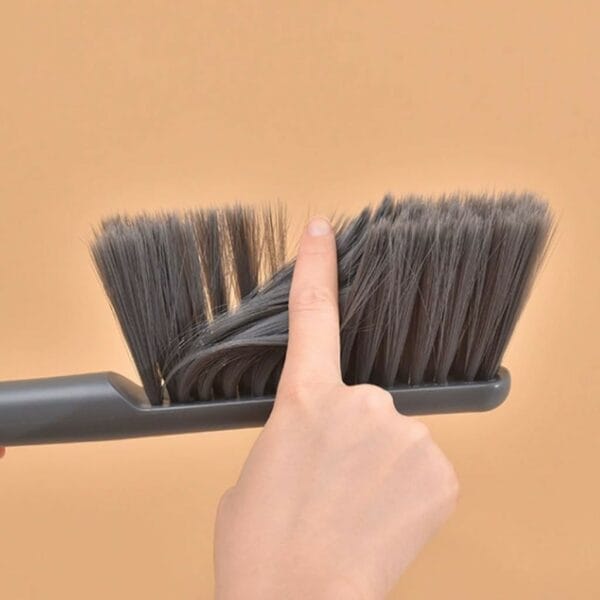 cleaning brush