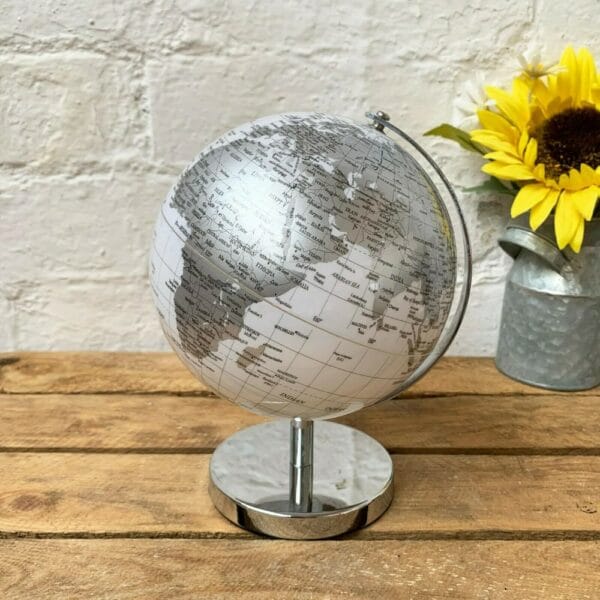 modern luxury globe decoration (14cm)