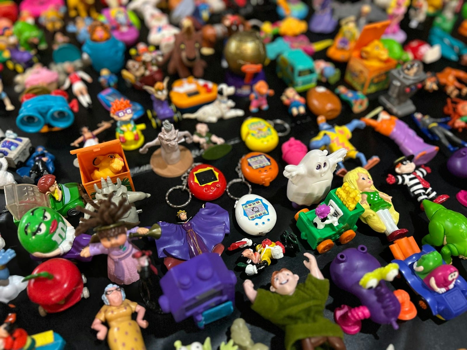 Collectibles & Play