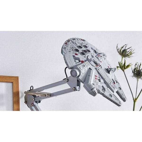 star wars paladone millennium falcon posable lamp