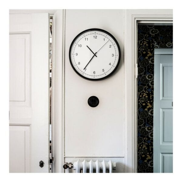 ikea white wall clock (804.662.93)