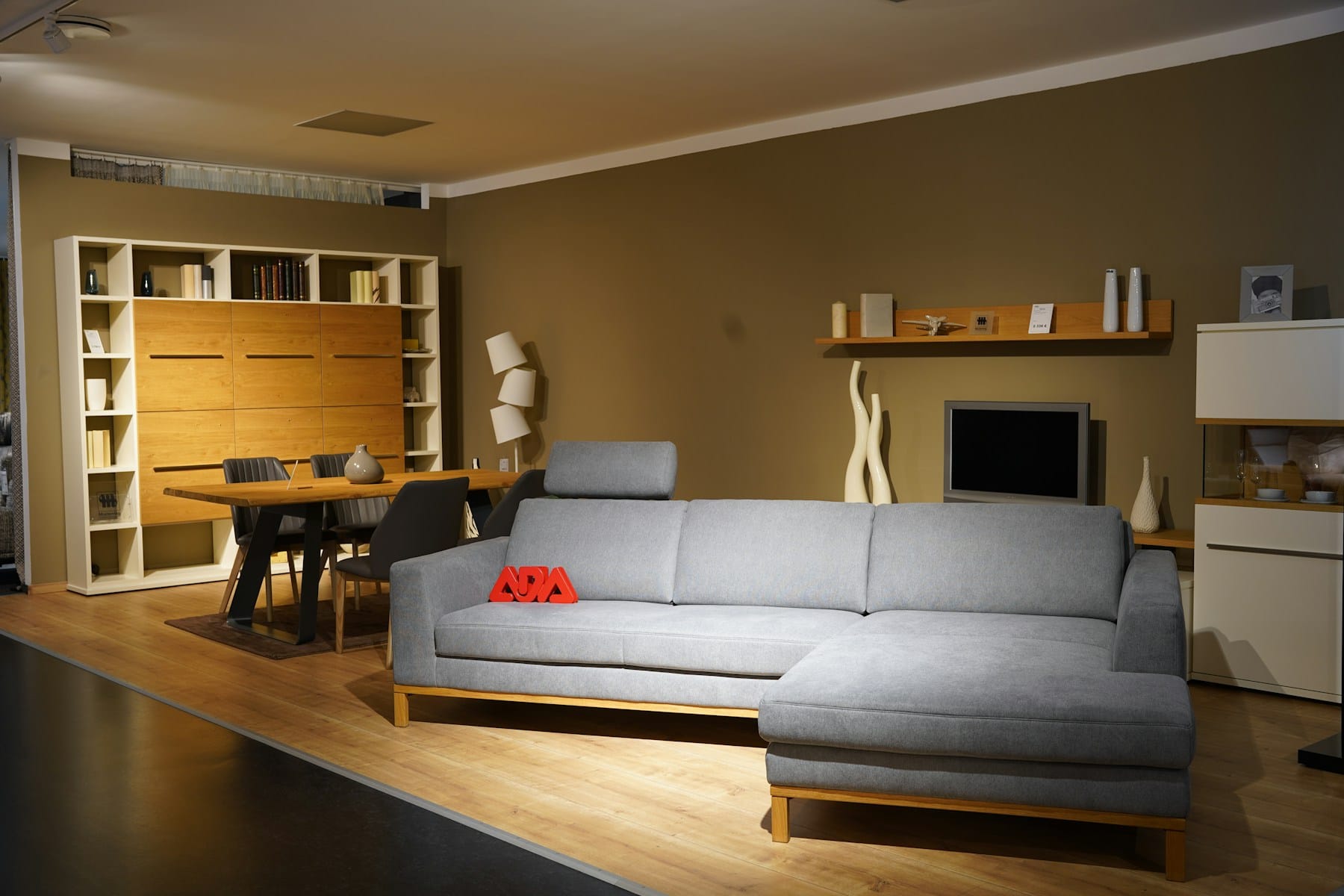 Furnitures