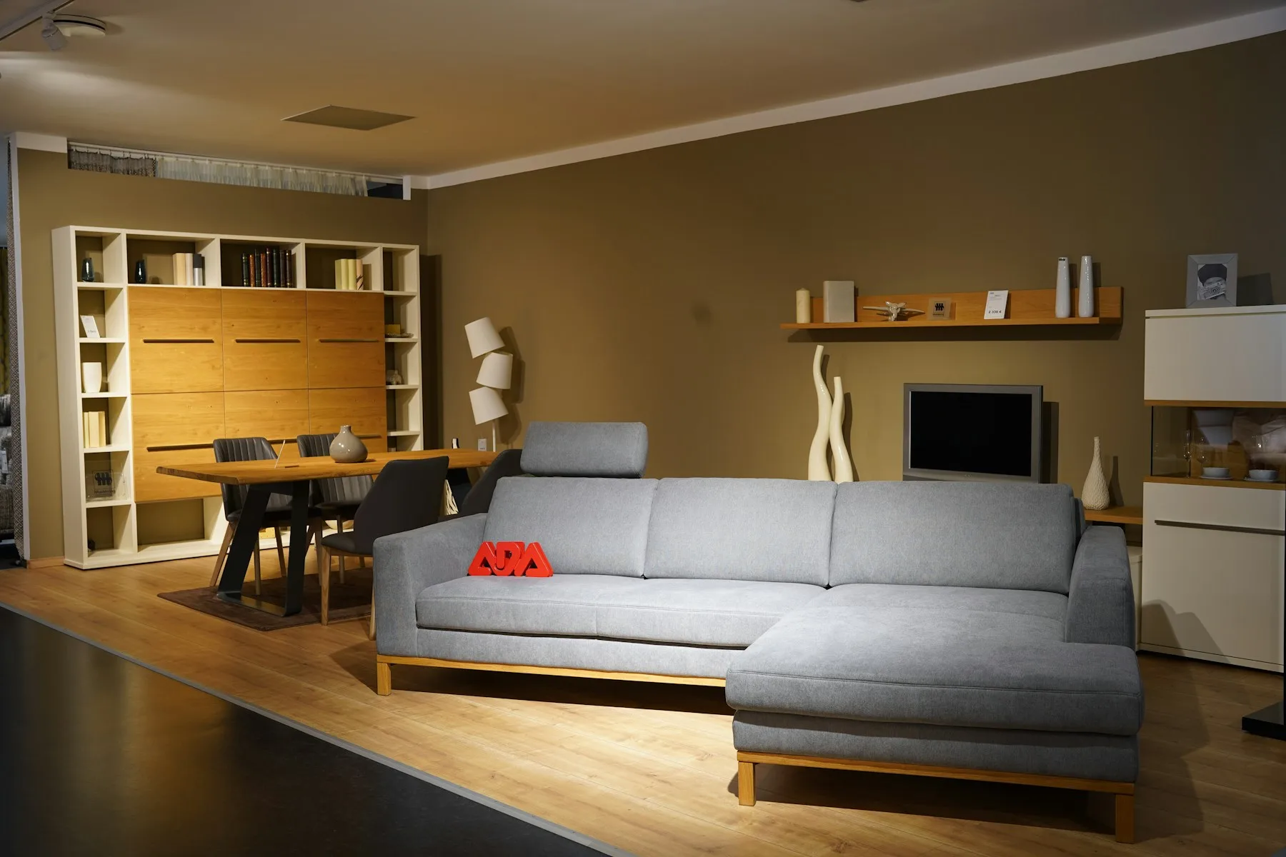 Furnitures