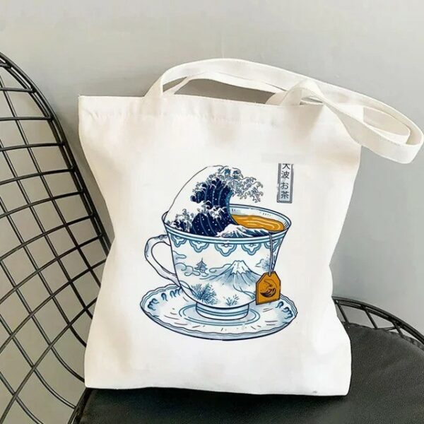 the great wave of kanagawa tote bag