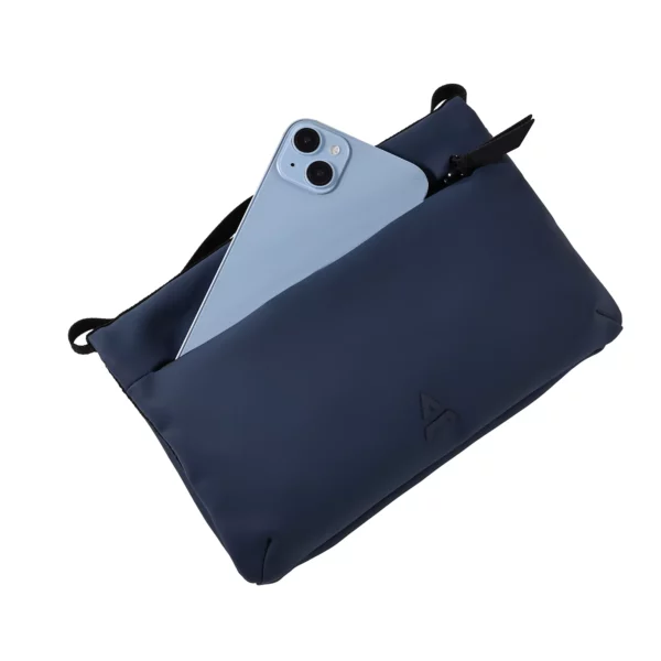 adeqwat travel shoulder bag 12h