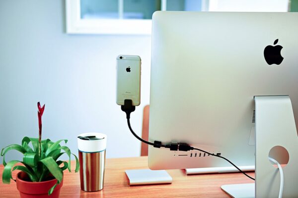 fuse chicken bobine flexible dock for iphone (model lv8 100)