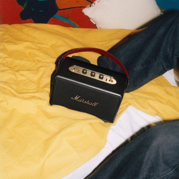 marshall kilburn iii portable bluetooth speaker (black & brass)