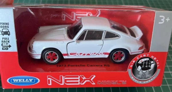 welly nex porsche 911 carrera rs 2.7 diecast model (white/red stripes)