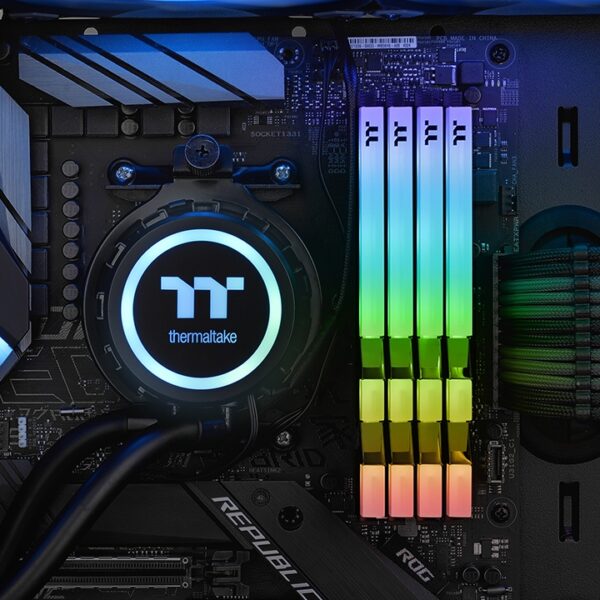 thermaltake toughram rgb memory ddr4 4000mhz 16gb (8gb x 2)