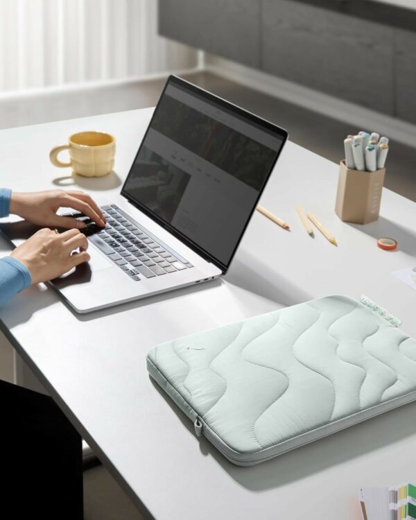 tomtoc terra a27 laptop sleeve 13" lakeshore