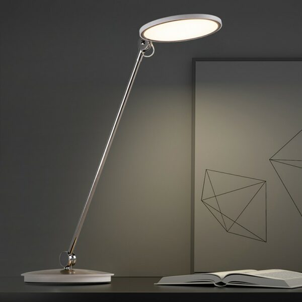 comely pearl desk lamp