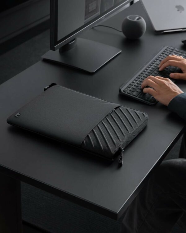 tomtoc voyage a10 laptop sleeve 16" black (a10f2d1)