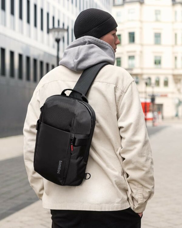 tomtoc navigator t24 sling bag 11" black