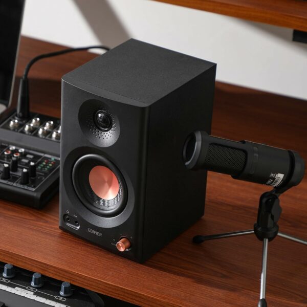 edifier m60 compact 2.0 desktop speakers