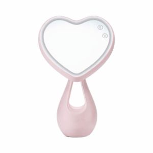 simulate natural light to create exquisite makeup